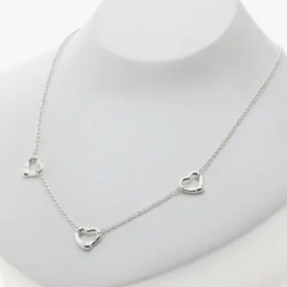 ⭐️HP⭐️Tiffany & Co. Paloma Picasso 3♥️sterling silver necklace - Picture 1 of 2
